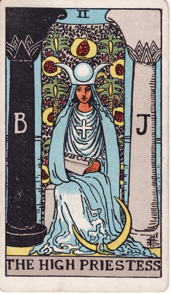 Başrahibe (The High Priestess) Kartı Anlamı rws tarot 02 high priestess